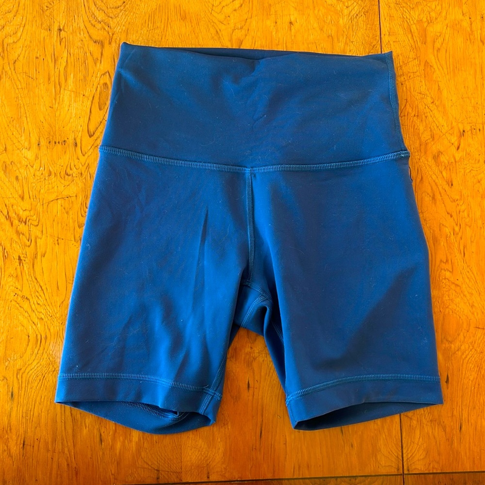 Lululemon Wunder Train High Rise Shorts